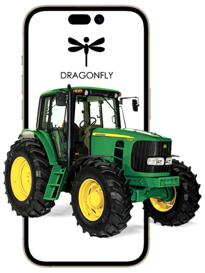 Трактор на поле